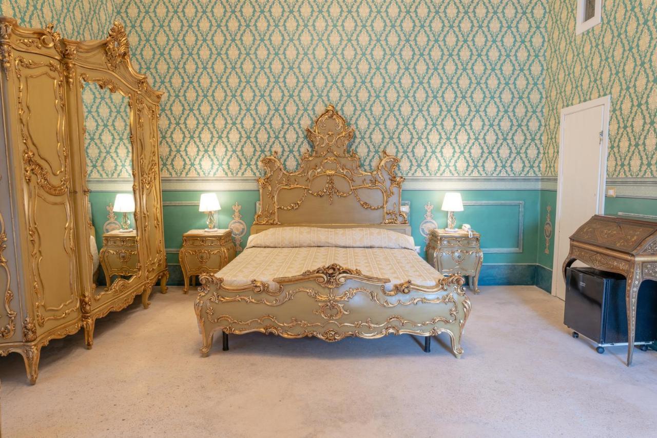 Hotel Il Cavaliere Al Borgo Antico Copertino Zewnętrze zdjęcie