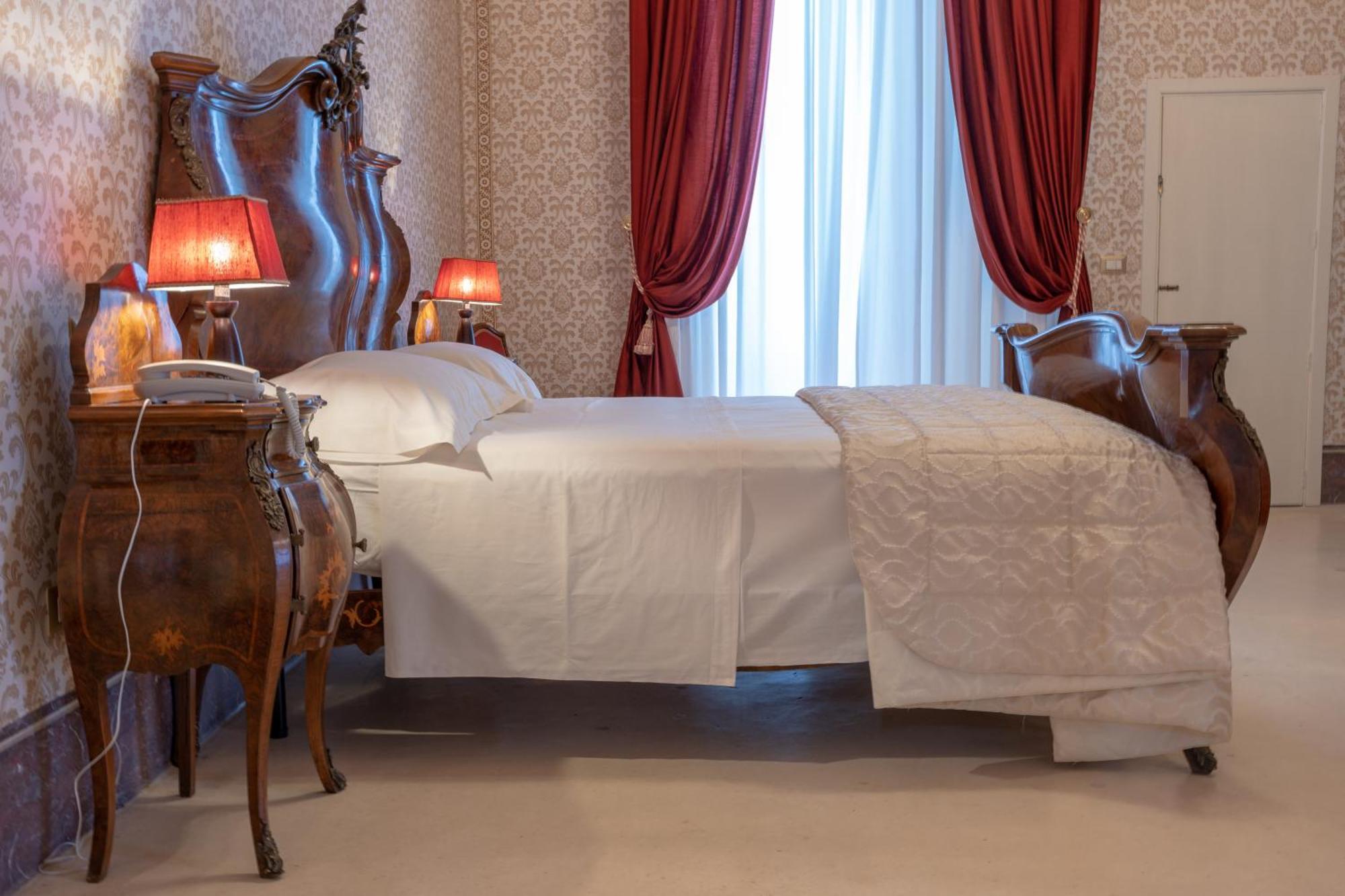 Hotel Il Cavaliere Al Borgo Antico Copertino Zewnętrze zdjęcie