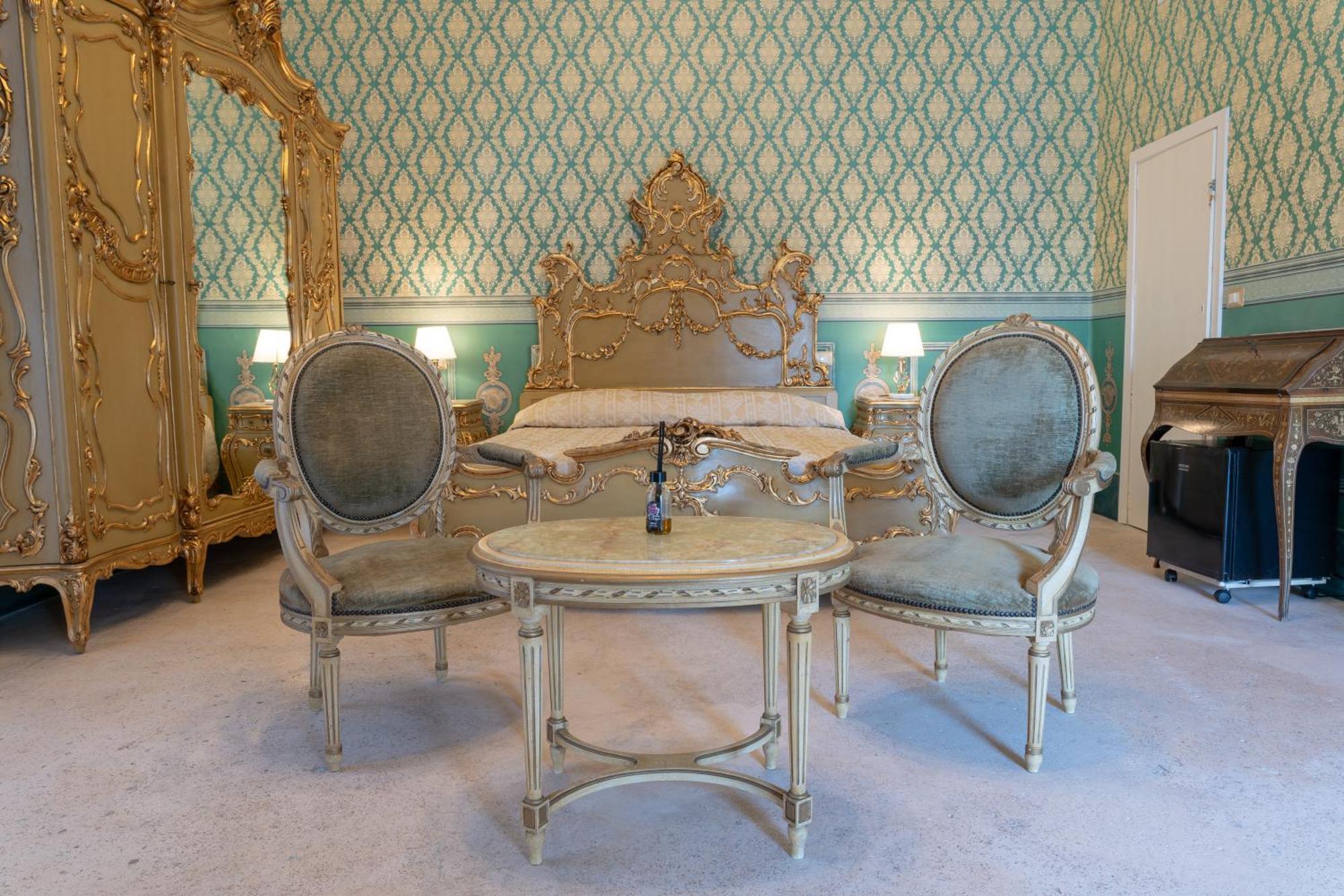 Hotel Il Cavaliere Al Borgo Antico Copertino Zewnętrze zdjęcie